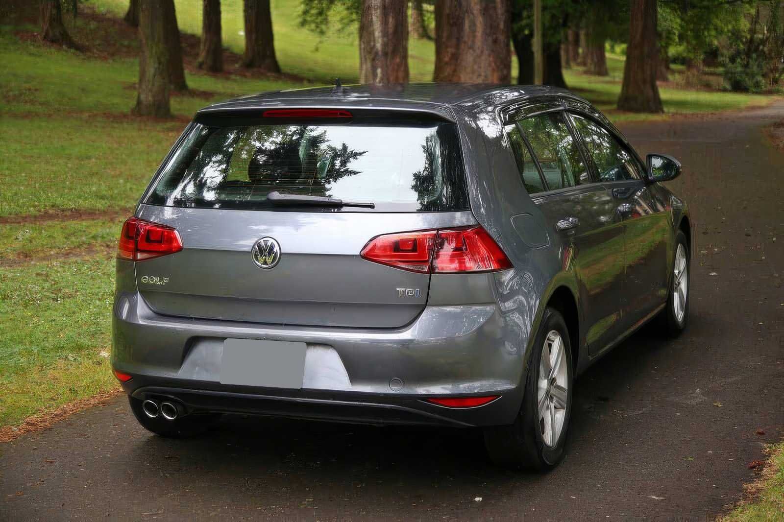 2015 Volkswagen Golf TDI S