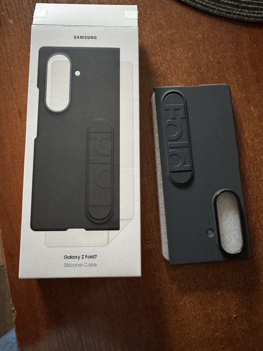 Etui samsung fold 7 bez foli na ekran
