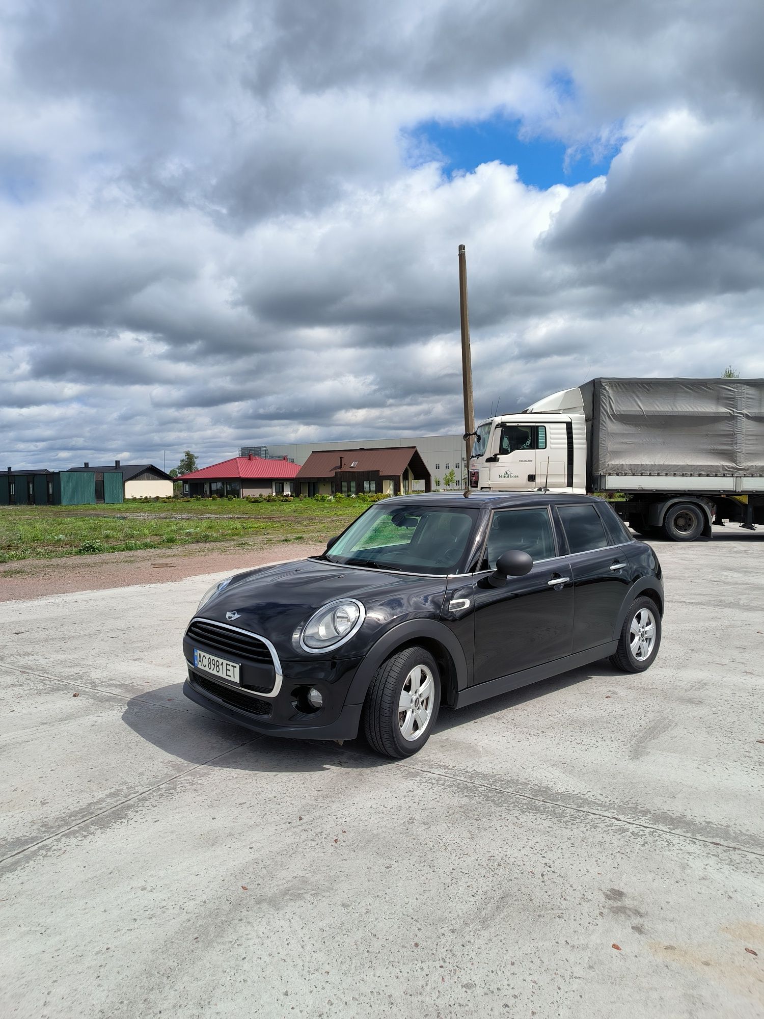 Mini Cooper 5 Doors