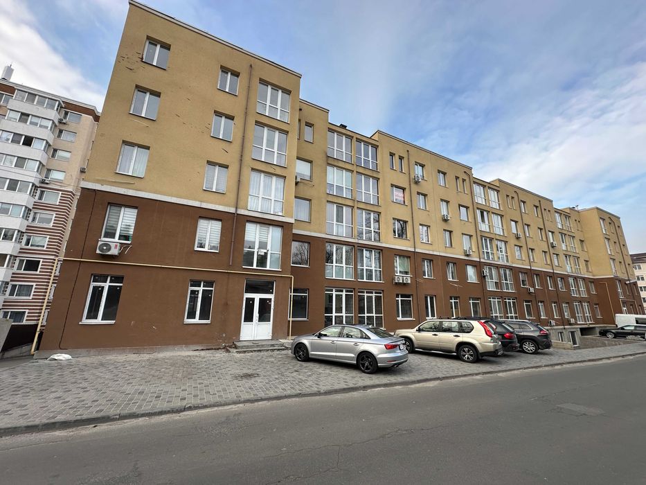 Продаж комерційного приміщення 170 м2