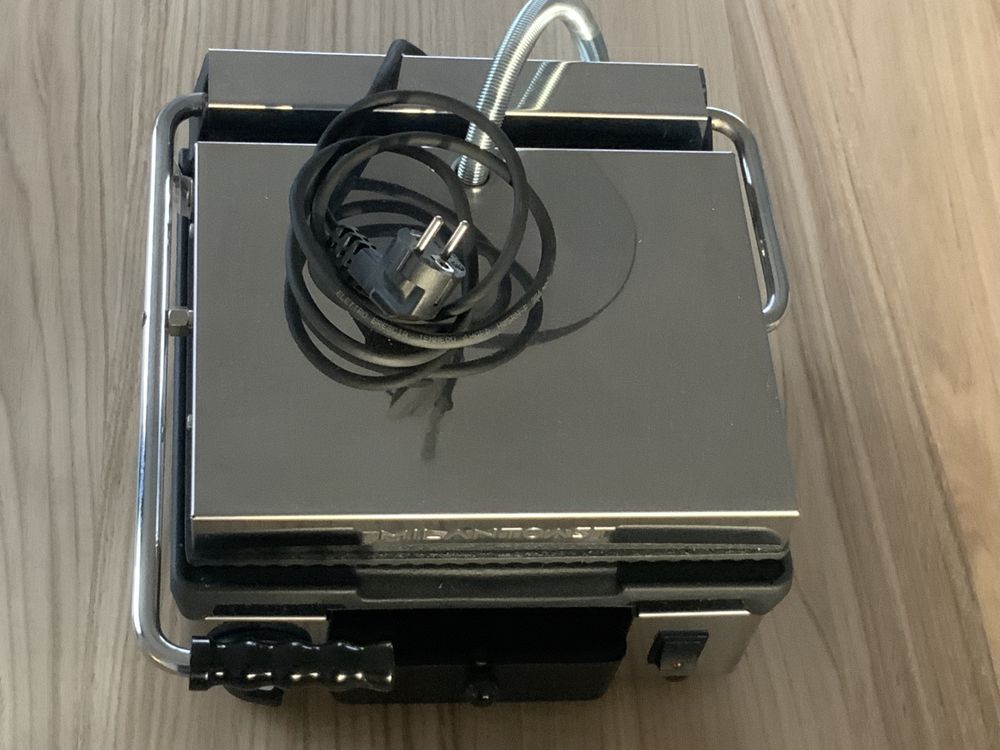 Milantoast model 16001