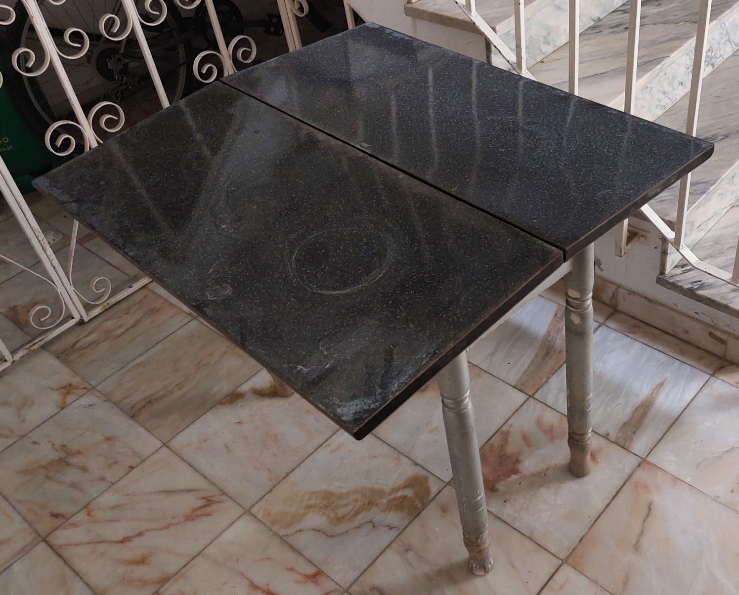 Mesa de centro de sala c tampo dobrável