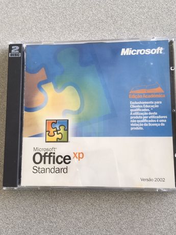 Microsoft Office XP Standard (2002 Version) (Microsoft Office XP Stand
