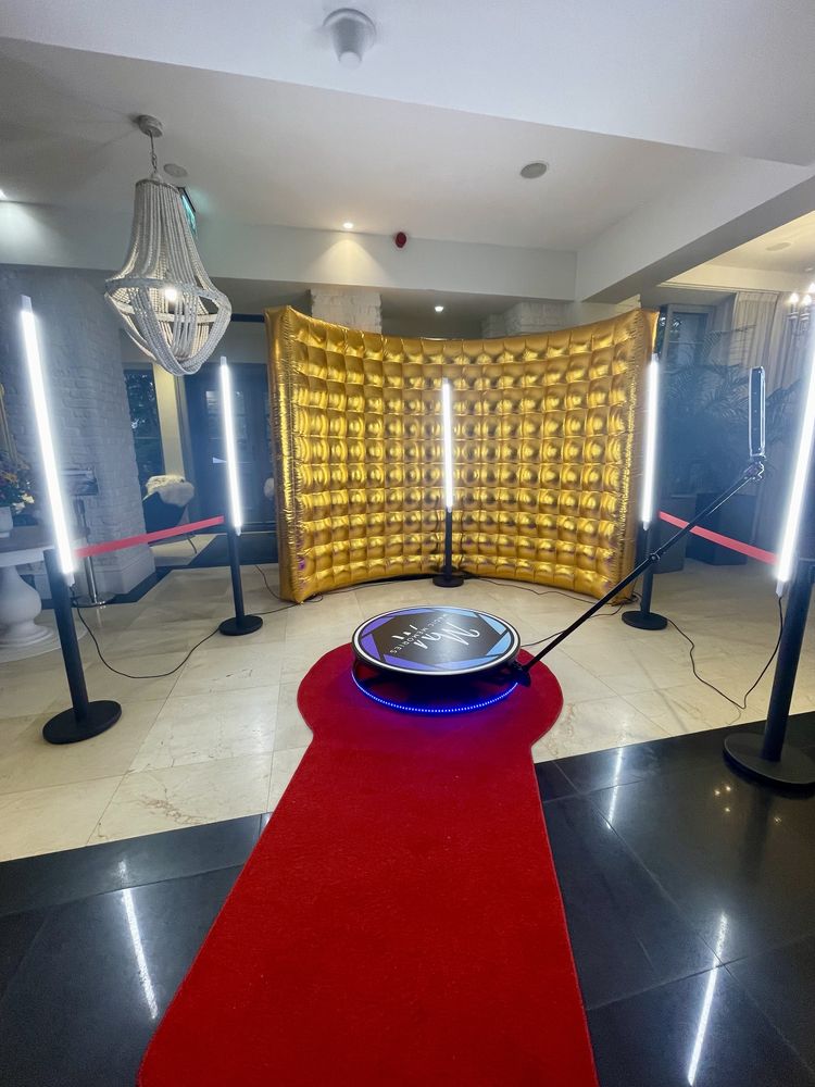 Fotolustro | Fotobudka 360 | Taniec w chmurach | Piro Banery| Giga Miś