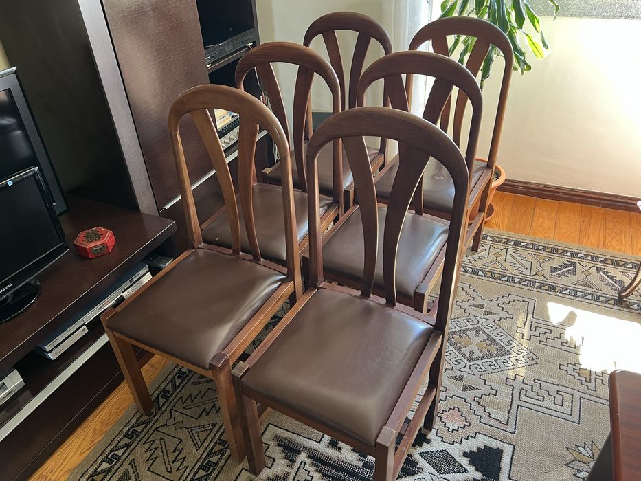 6 Cadeiras de Jantar