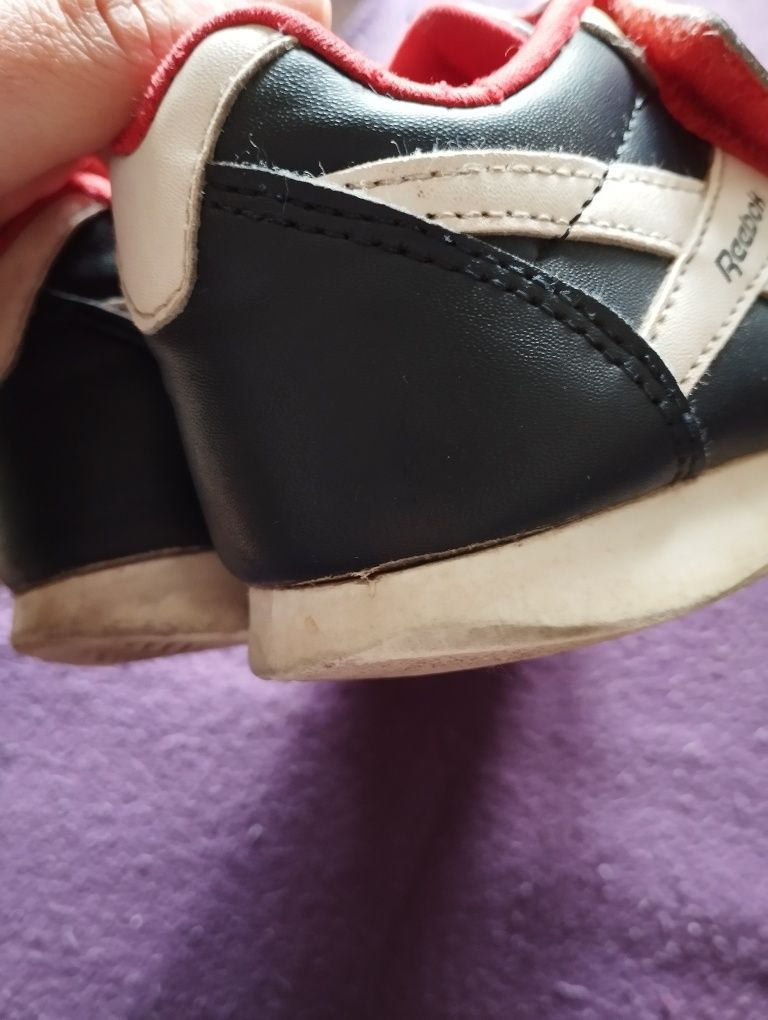 Buty chłopięce Reebok kraby rozmiar 26,5