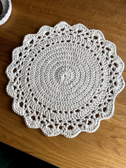 Serweta na stolik szydełko