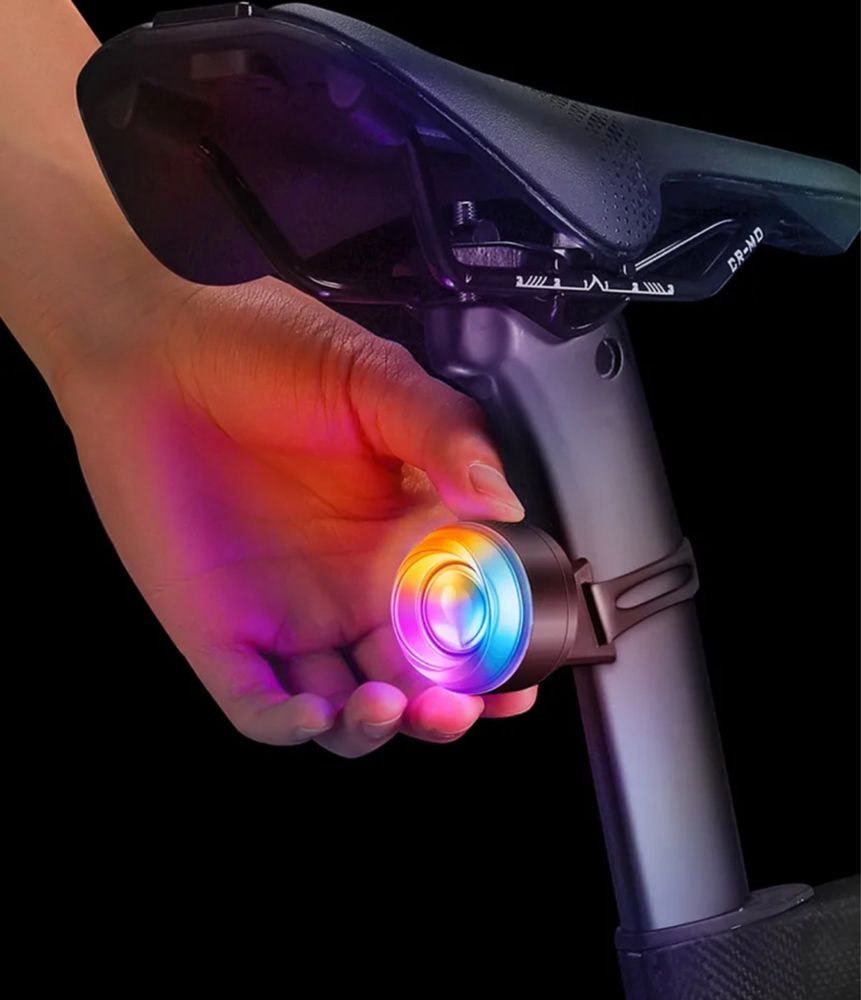 Światło rowerowe COB lamp !!! Start/Stop/Brake Sensor !!! Polecam