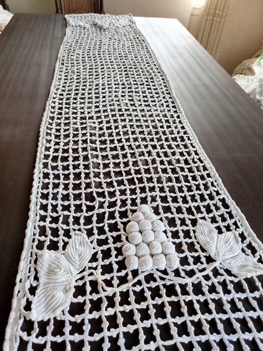 Toalha de mesa de jantar em crochê