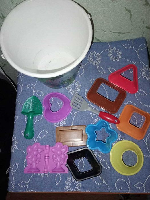 Игрушки для песочници