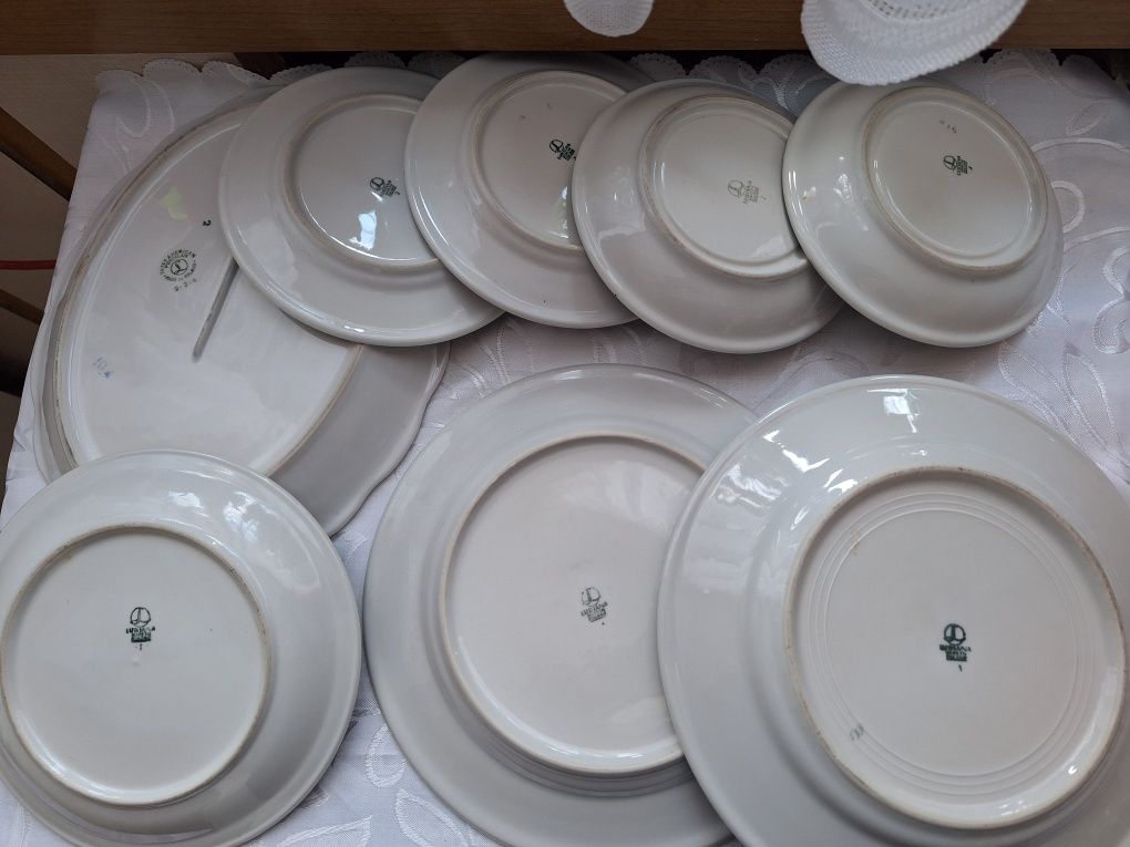Porcelana Lubiana talerze płaskie 8 sztuk lata PRL
