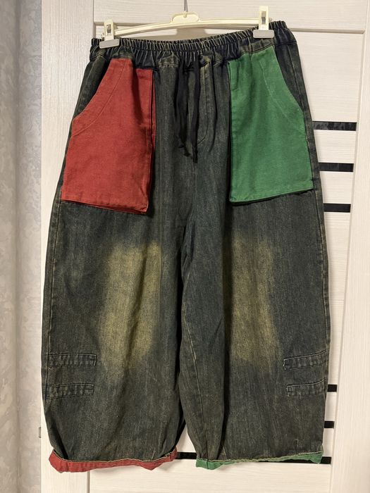 Джинсы  в отличном состоянии на 50-56 раз по 1000 гр за каждые