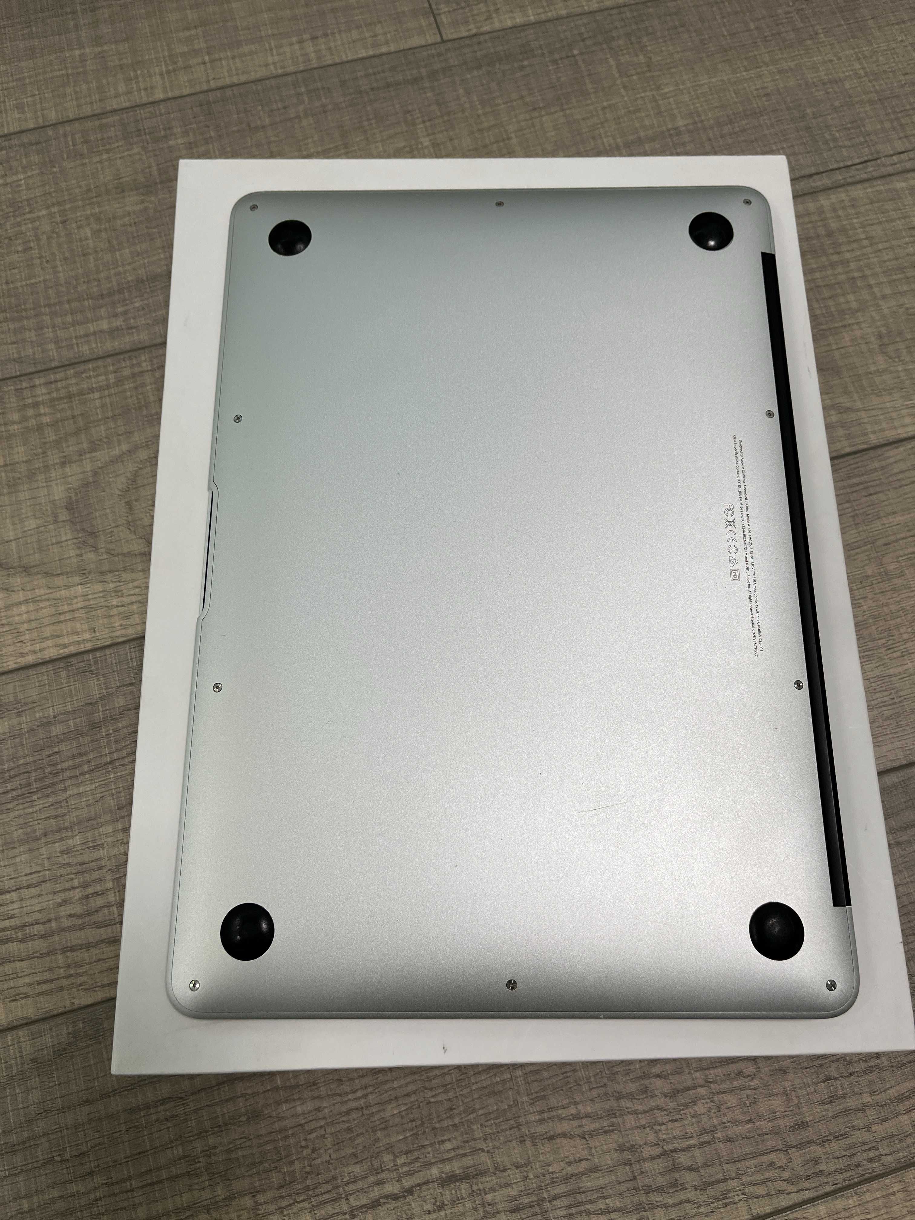 MacBook Air 13, mid-2013 a1466