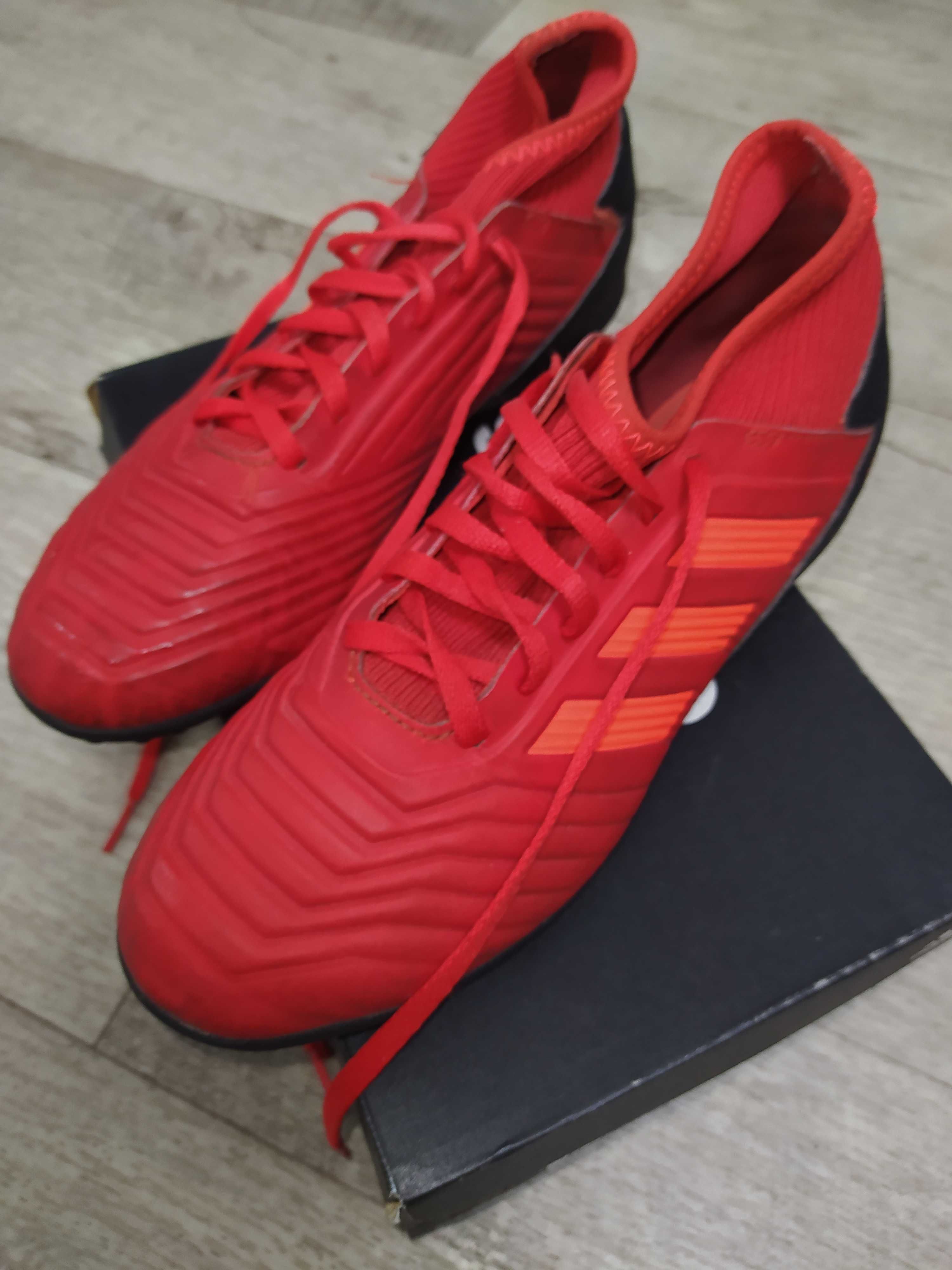 Сороконожки Adidas Predator 38р