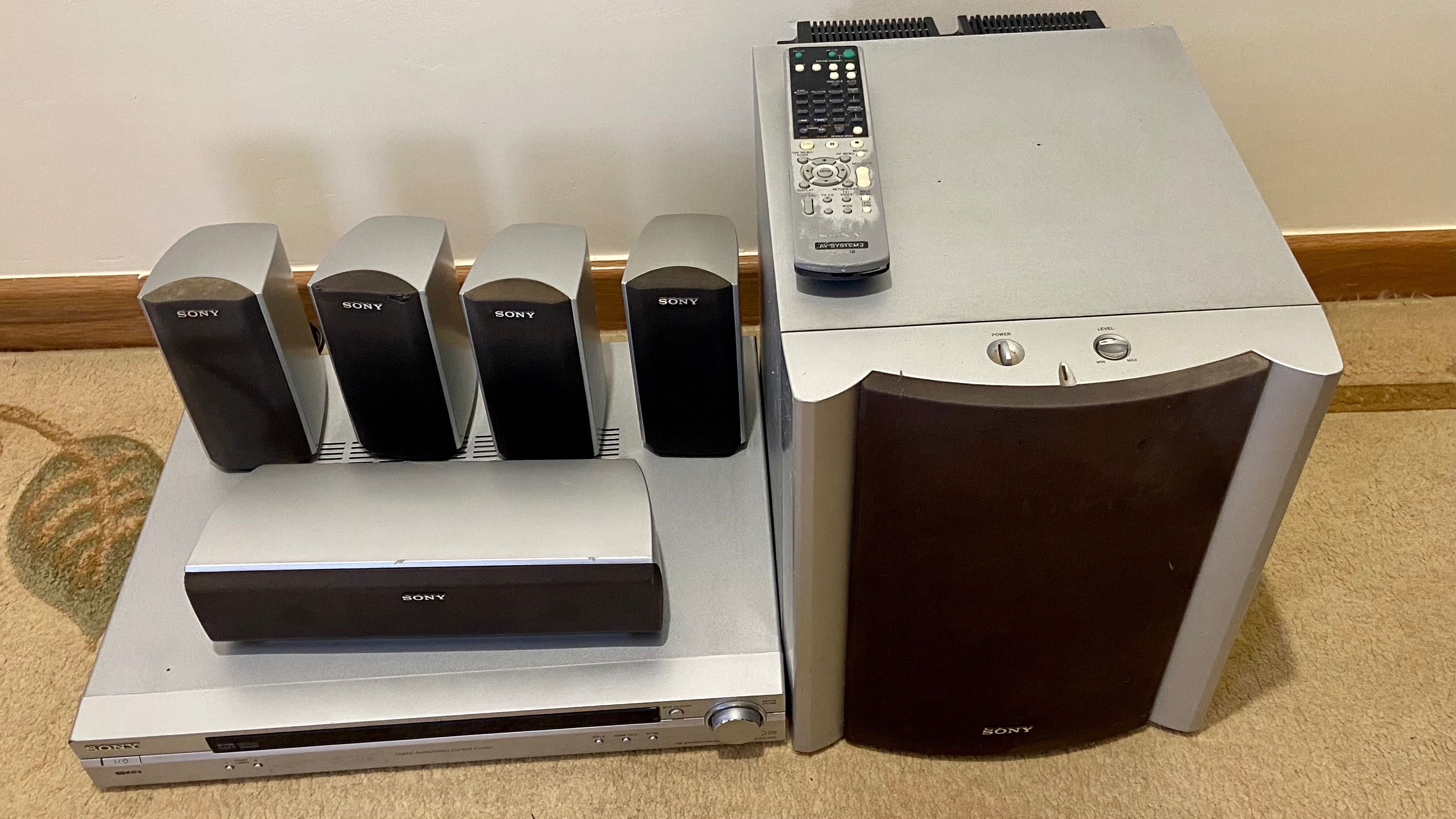 Sistema de som Home Cinema SONY 5.1