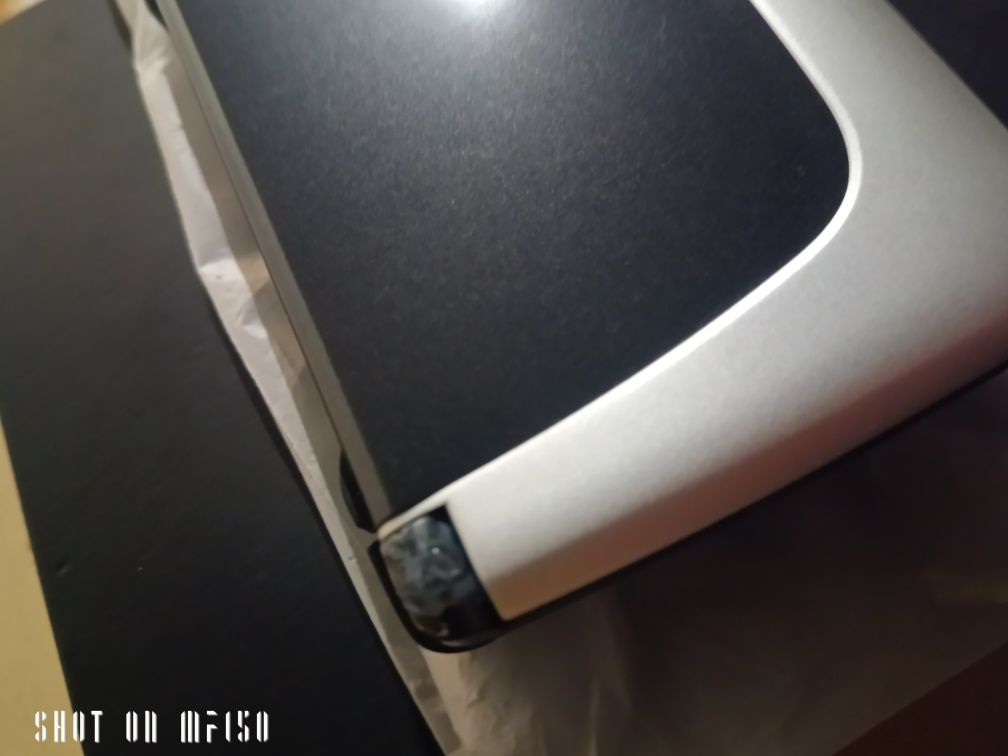 GPD Win2 PEÇAS funciona mas tem  (Fita  Do LCD CORTADO)