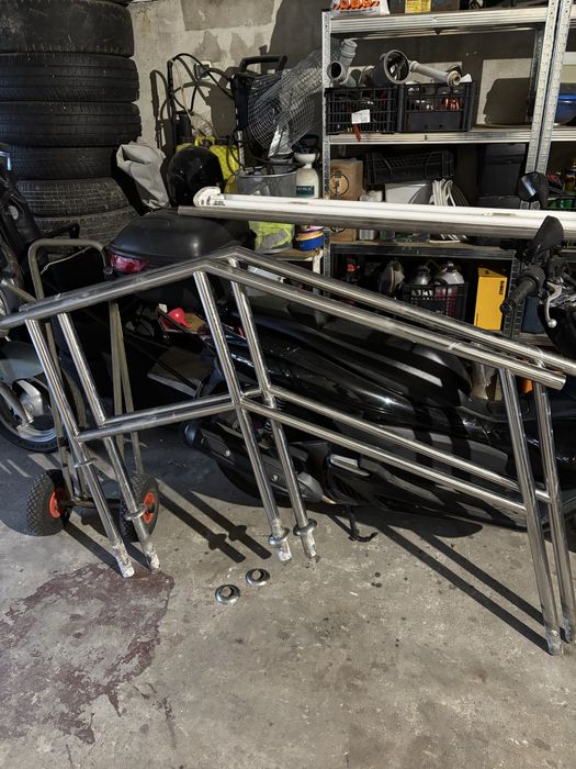 Sprzedam poręcze schodowe 2szt