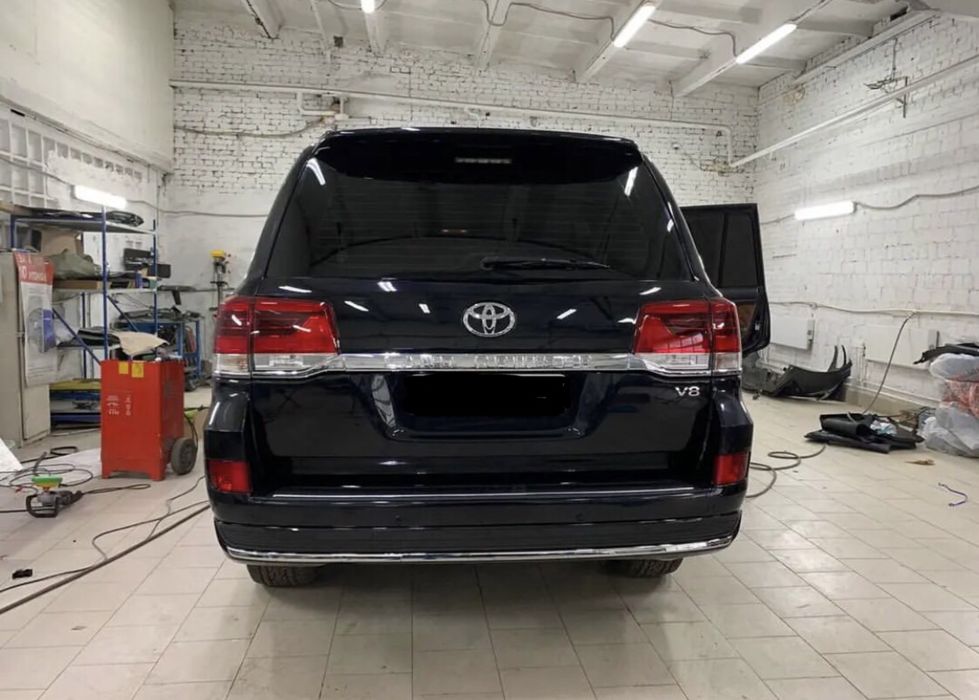 Обвес губа передняя задняя решетка Toyota Land Cruiser 200 LC200