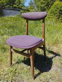 Stare drewniane krzesło projektu Rejmunda Hałasa