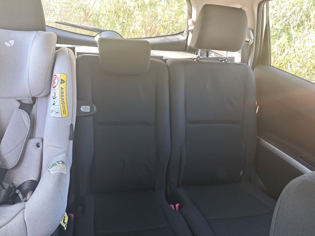 Toyora Corolla Verso