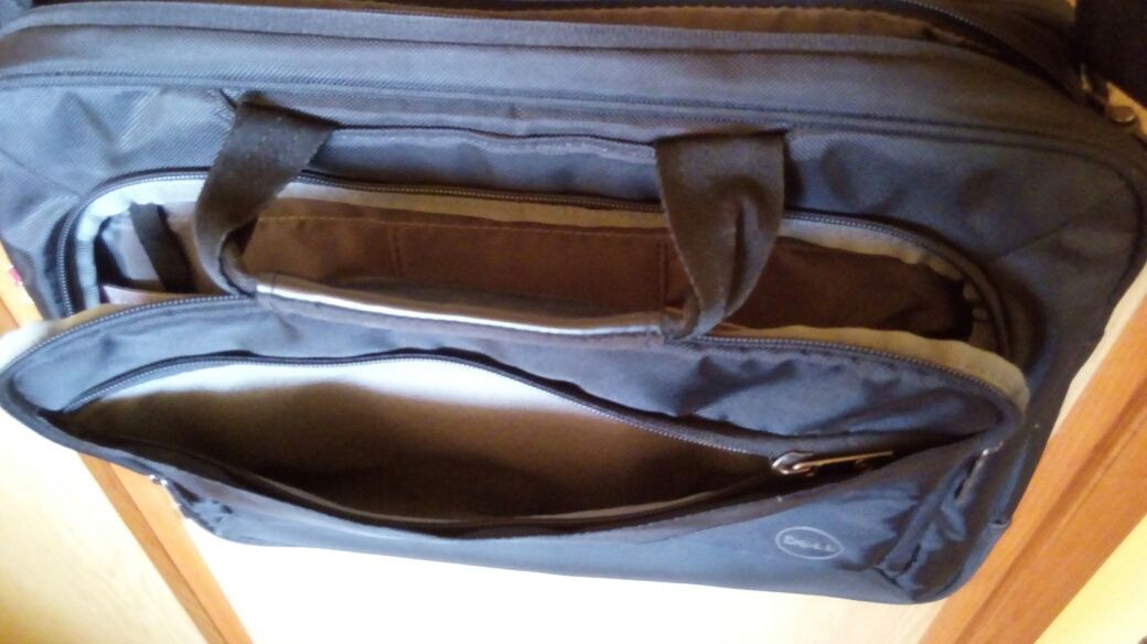 torba podróżna, na laptop, do biura