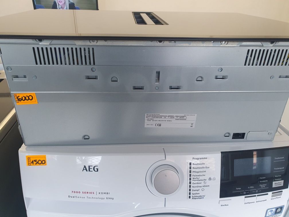 Nowa płyta indukcyjna Bosch PVQ795F25E ze zintegrowanym wyciagiem