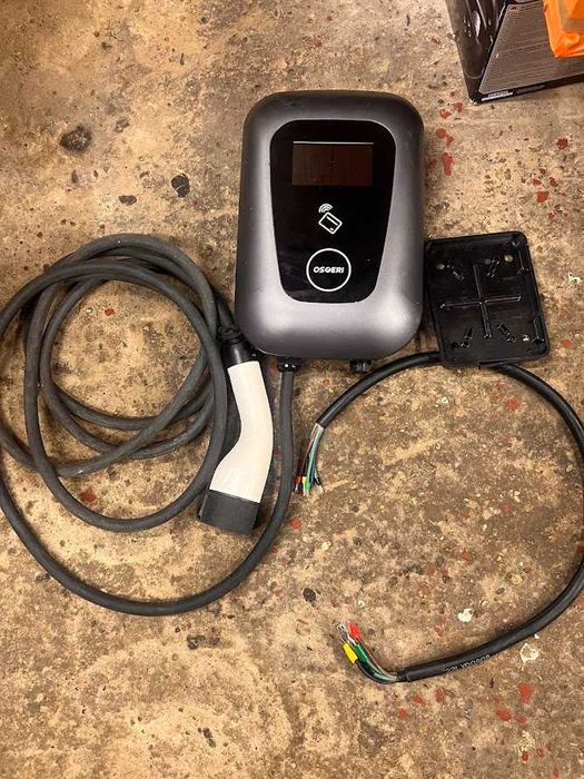 Stacjonarna ładowarka samochodów 22kW EV