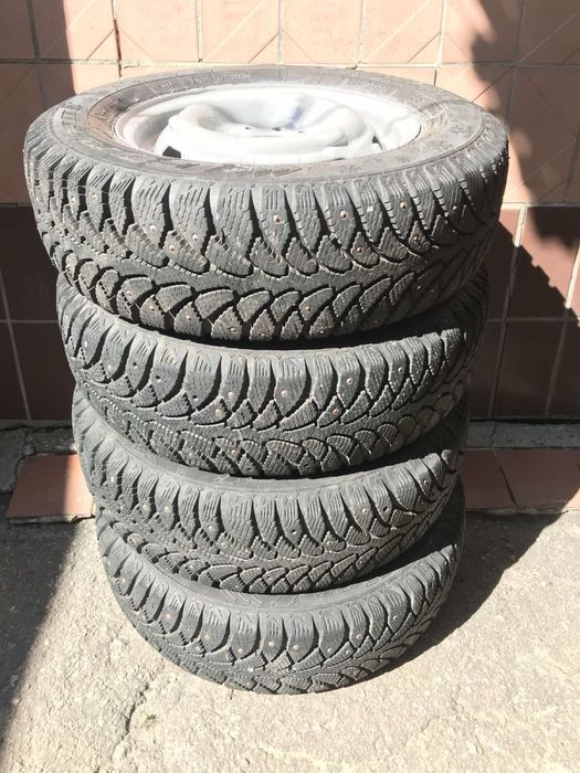 Гума зимова з шипами  175/70R13
