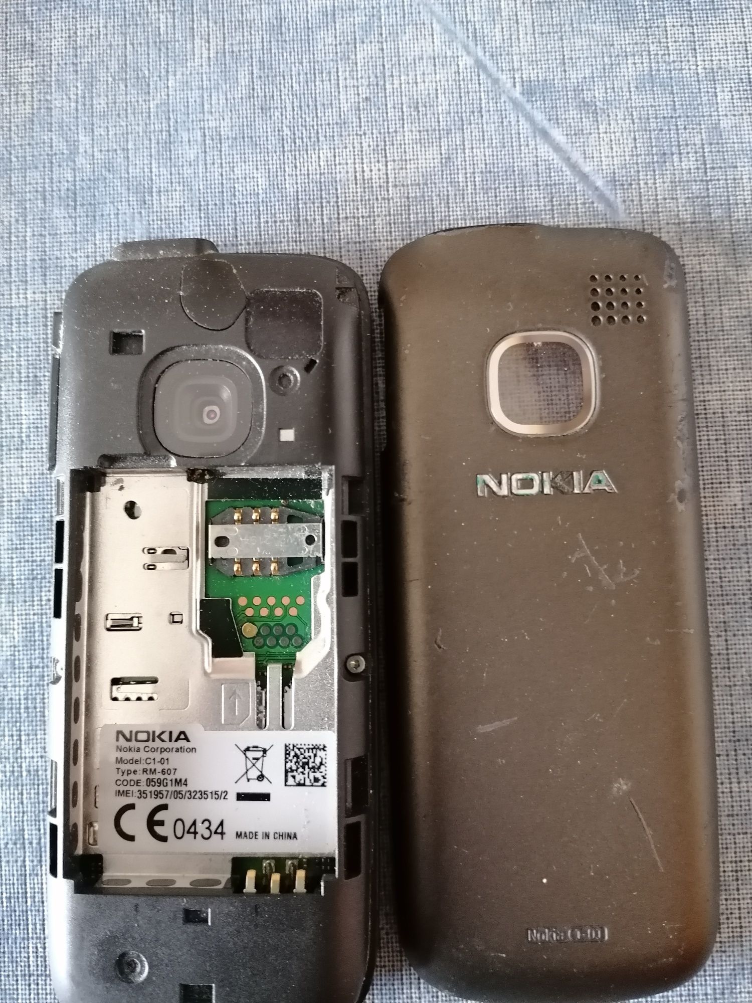 Telemóvel da Nokia C1-01 para  peças