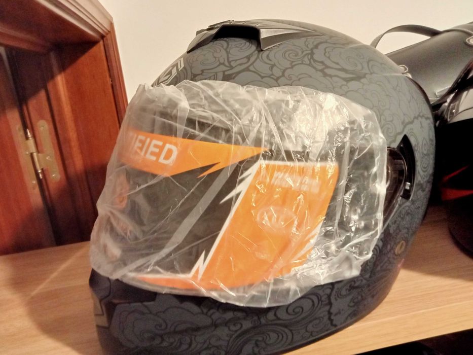 Capacete Moto. Variedade 119€. Oportunidades