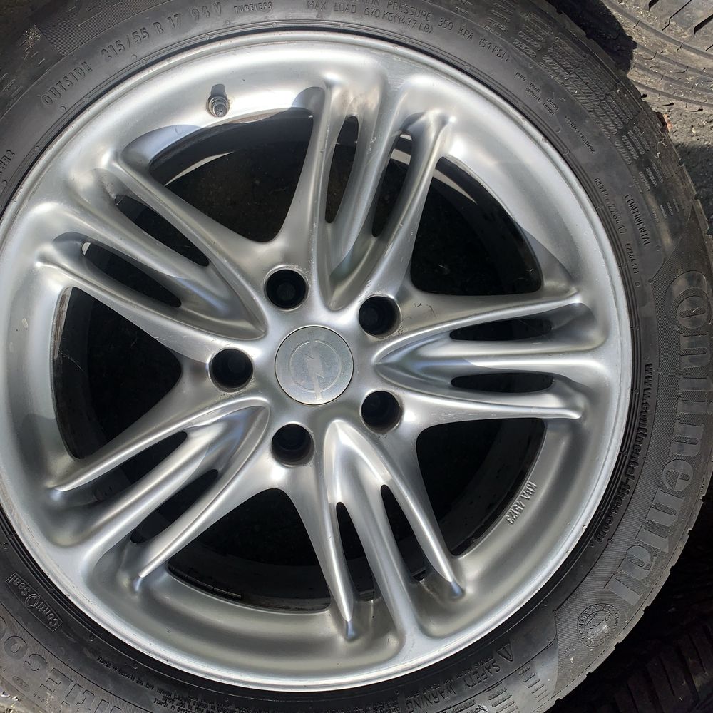 Koła 17 Opel Nowe opony 2 szt  8mm , drugie 2szt 6mm 5x115