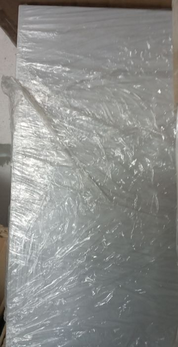 Продам  шкаф пенал