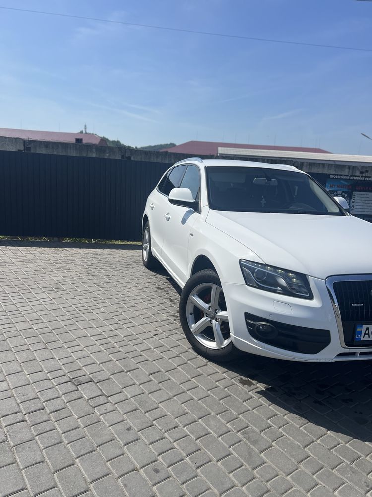 Ауді Q5 2.0 tdi 2009р.