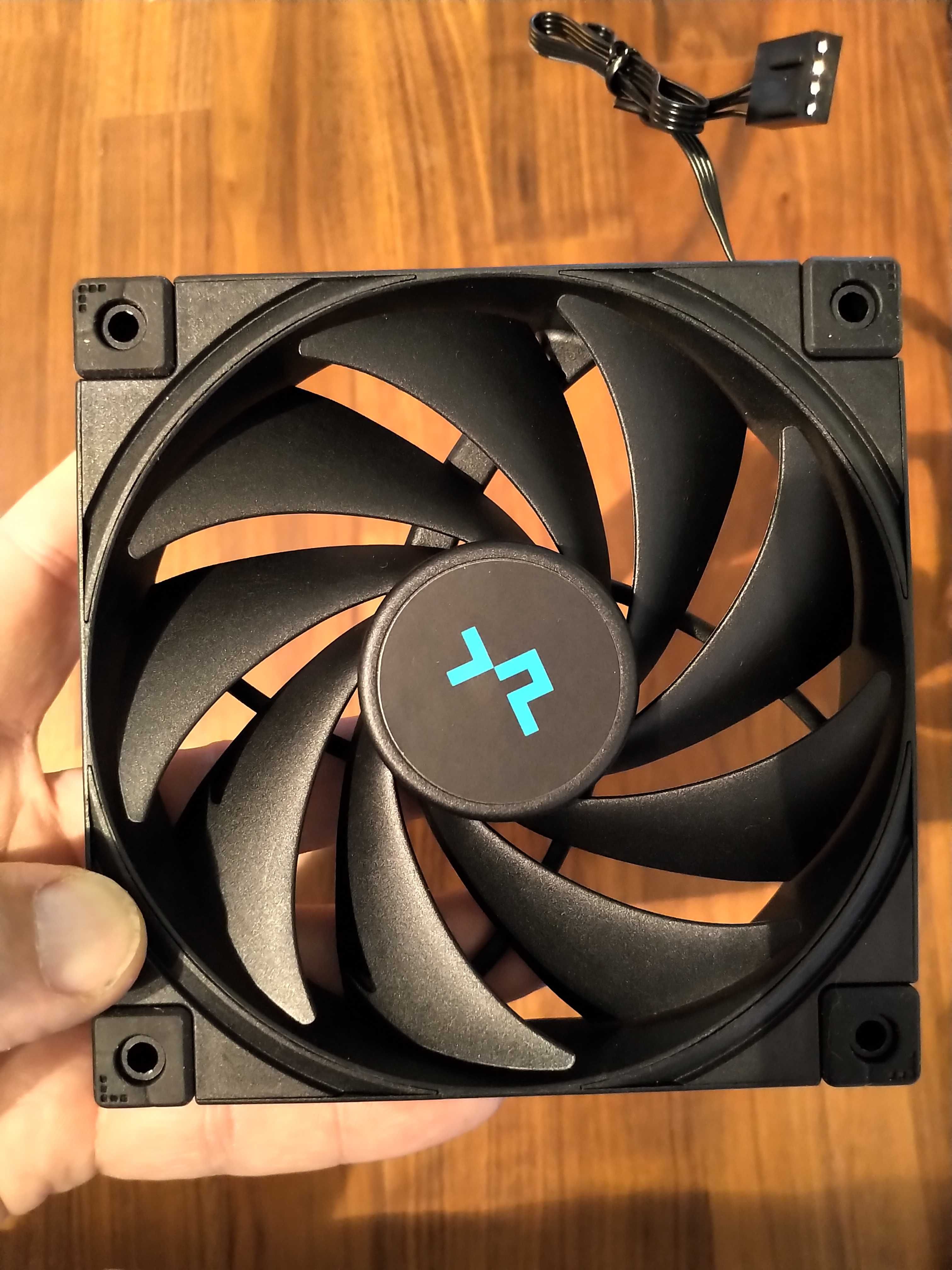 2 wentylatory 120mm DEEPCOOL FK120 12V PWM 1850obr NOWE