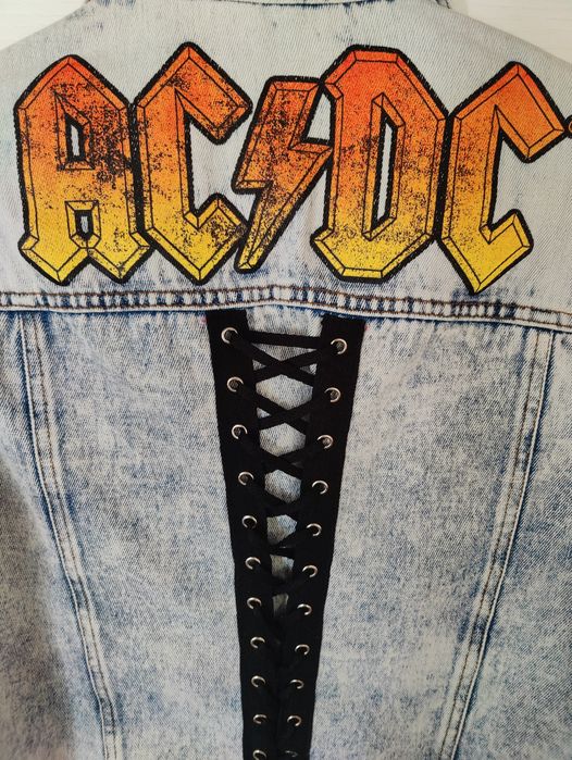 Damska kurtka ACDC bawełna, zapinana na guziki, rozmiar M, krótka