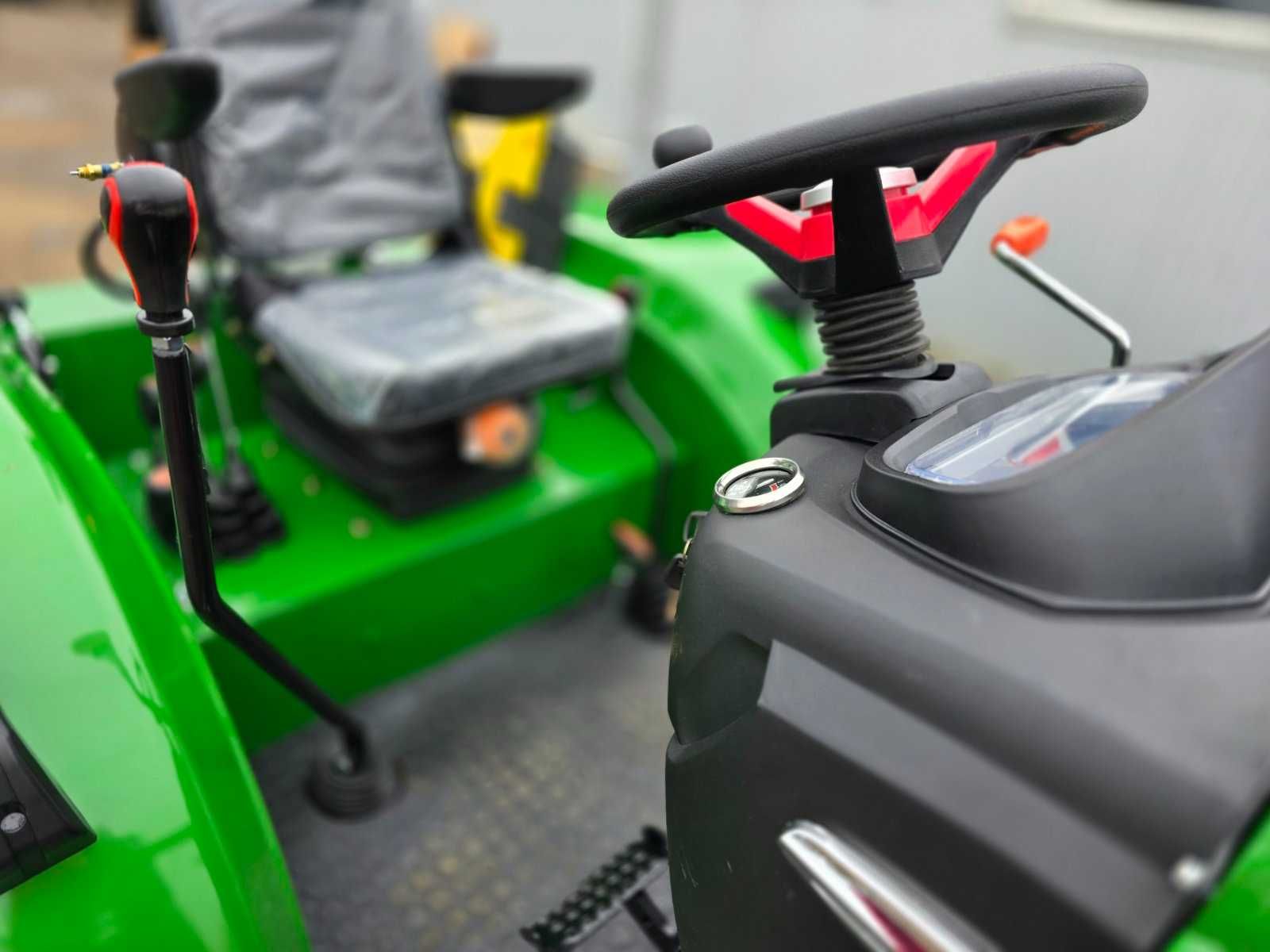 Оновлений мінітрактор John Deere 554XL,  50 к.с, 4х4, вага 2100 кг