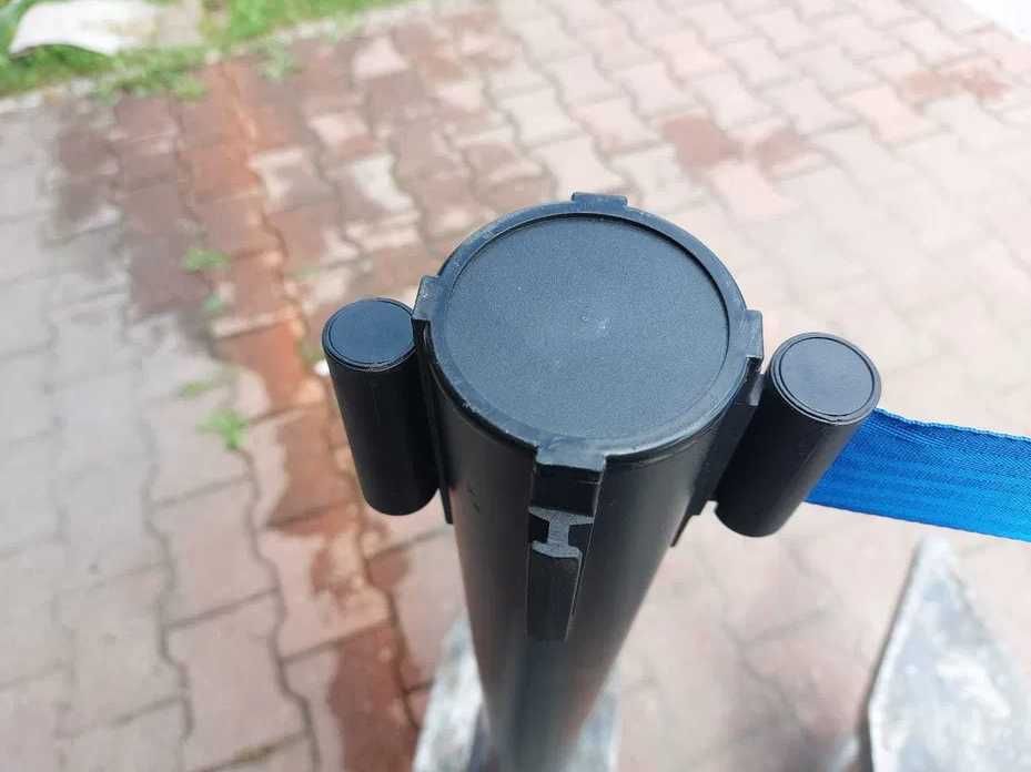 słupki odgradzające z taśmą 10 szt. stalowe czarne
