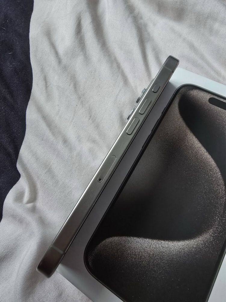 Iphone 15 pro max 256gb wzorowy stan.