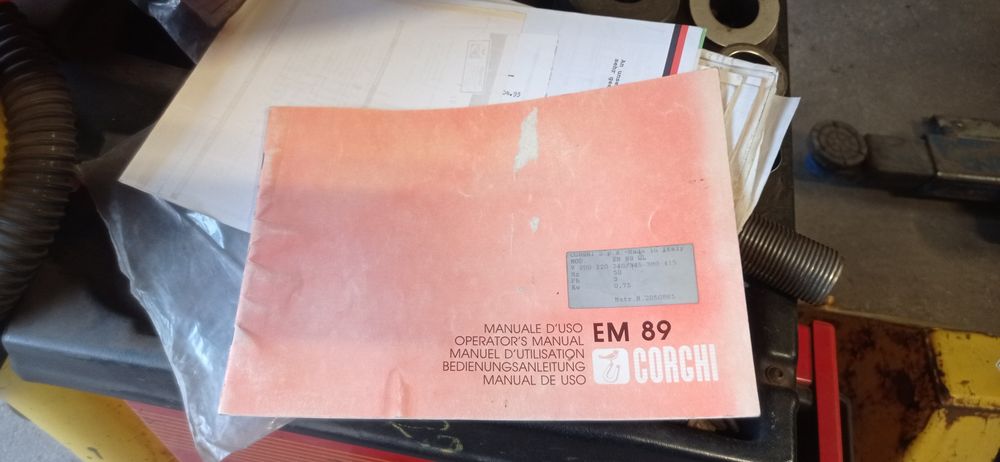 wyważarka do kół CORGHI em89 do 22 cali
