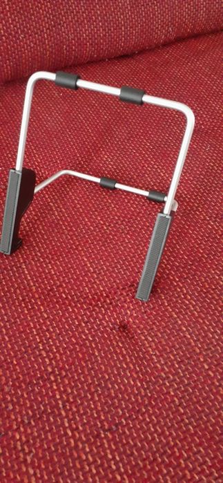 Универсальная подставка для книг