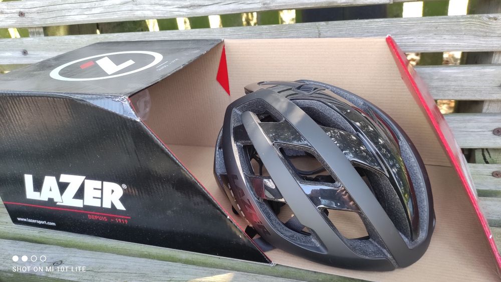 Kask rowerowy Lazer Genesis M