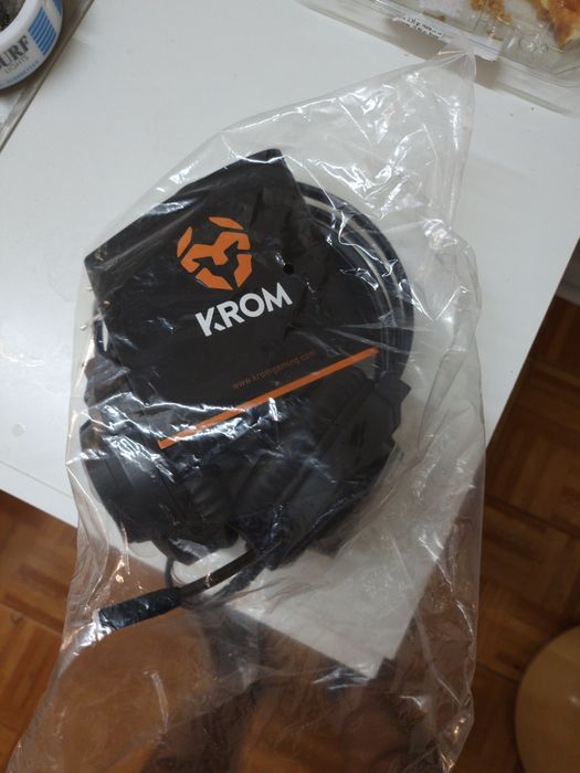 Vendo headset critic novo