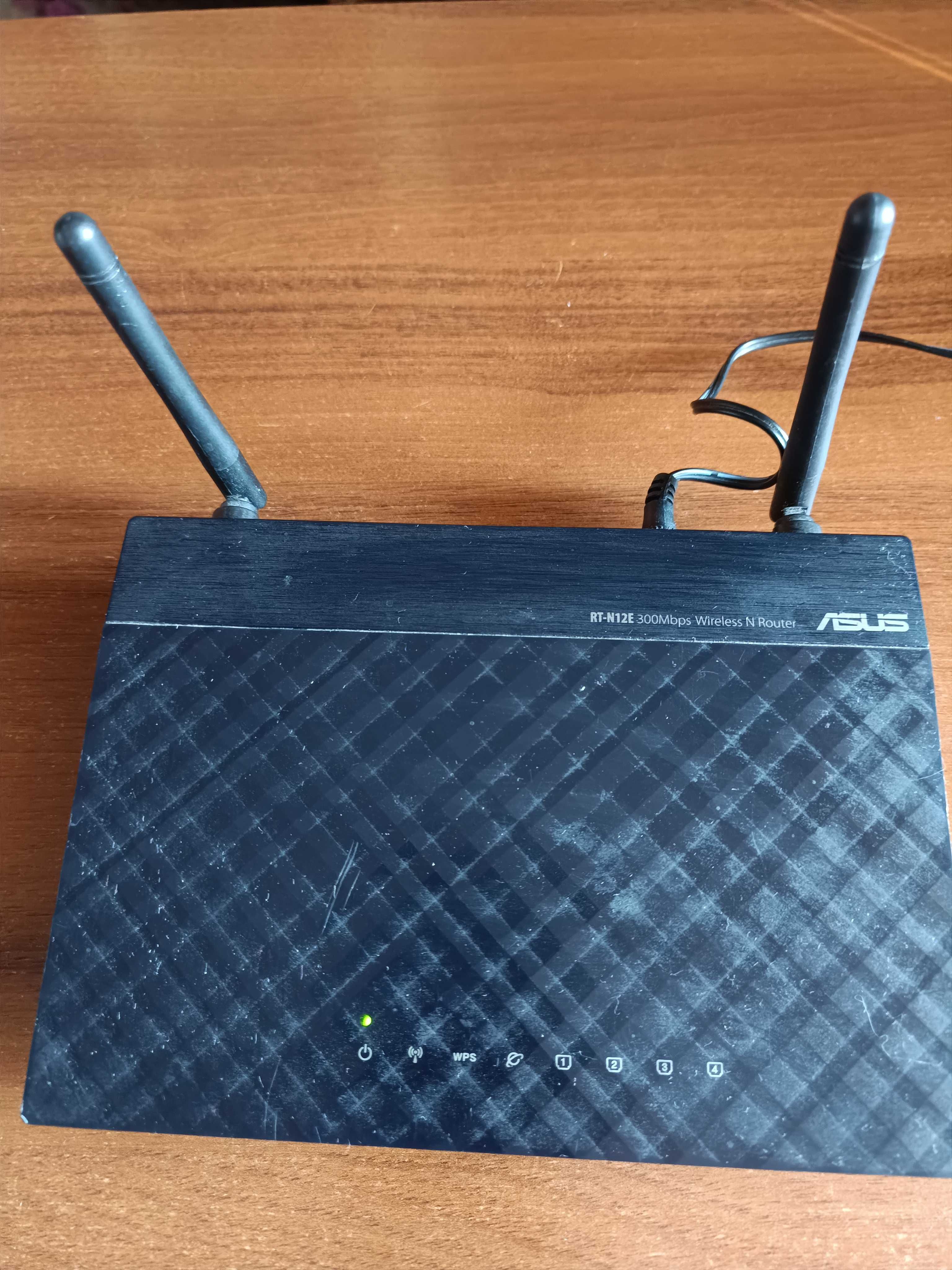 ASUS RT-N12E Маршрутизатор Wi-Fi 300Mbps, 4*LAN.