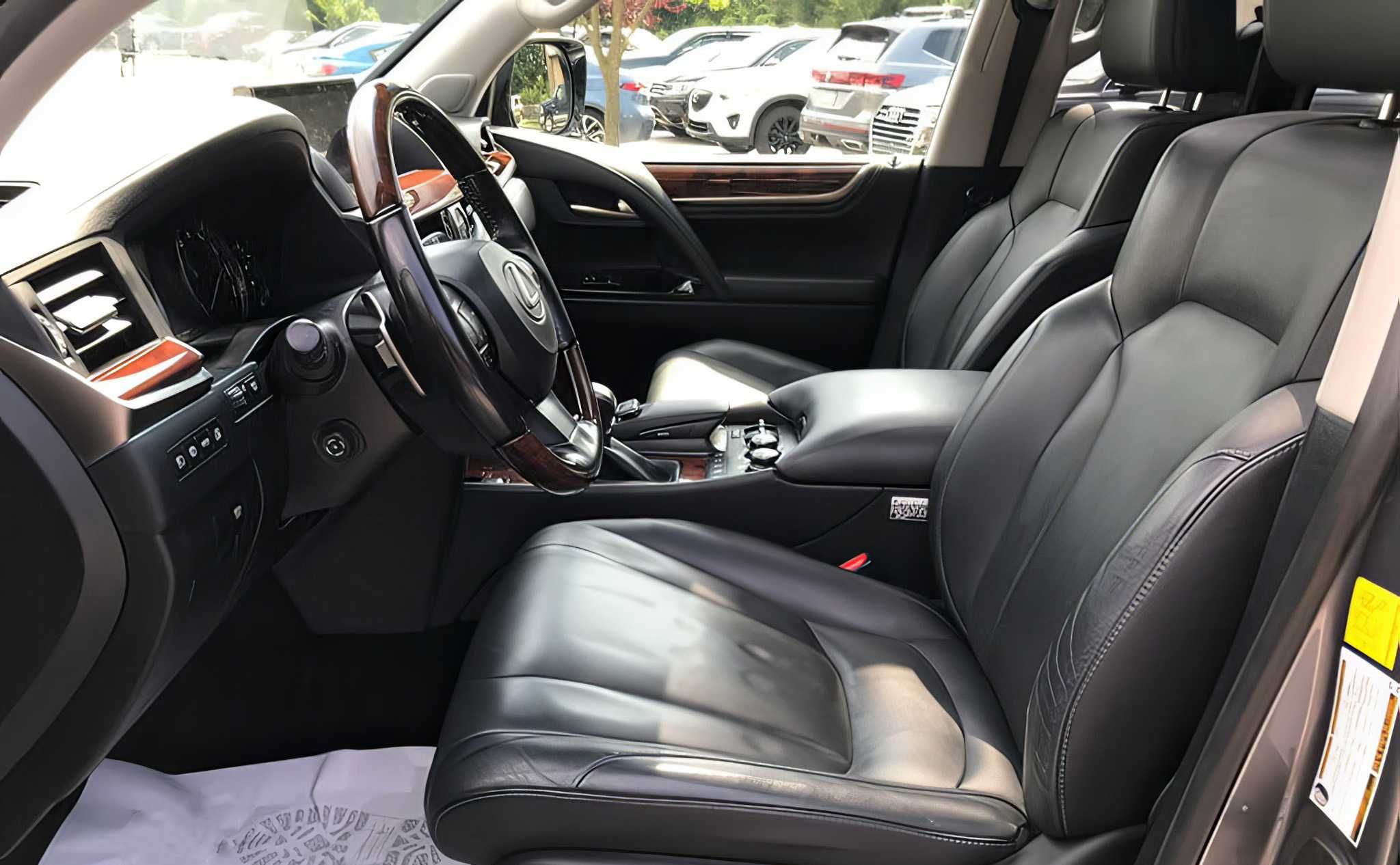 2016 Lexus LX 570