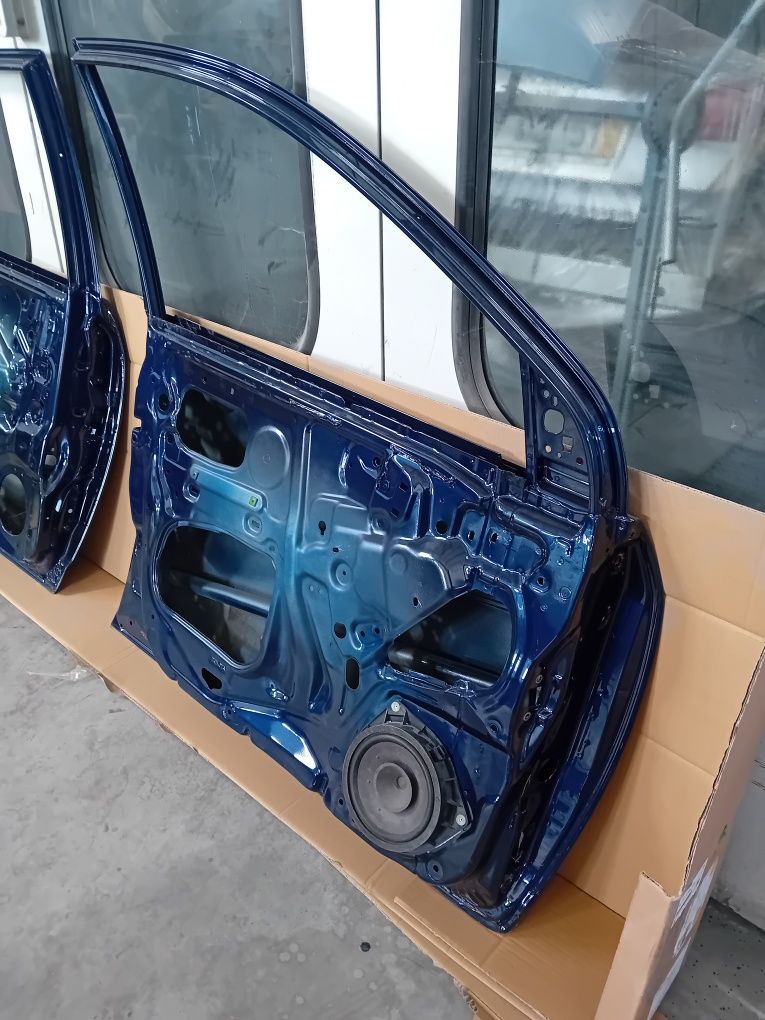 Portas esqerdas toyota  corola  E-12 d4d versão 2005,-2008