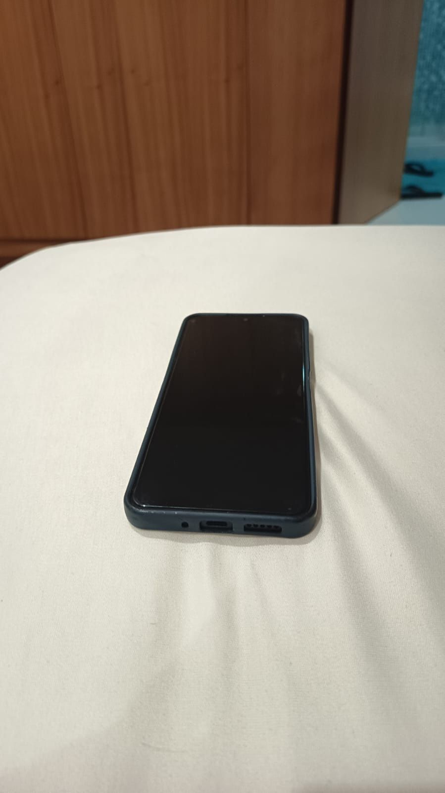 Poco c75 semi-novo