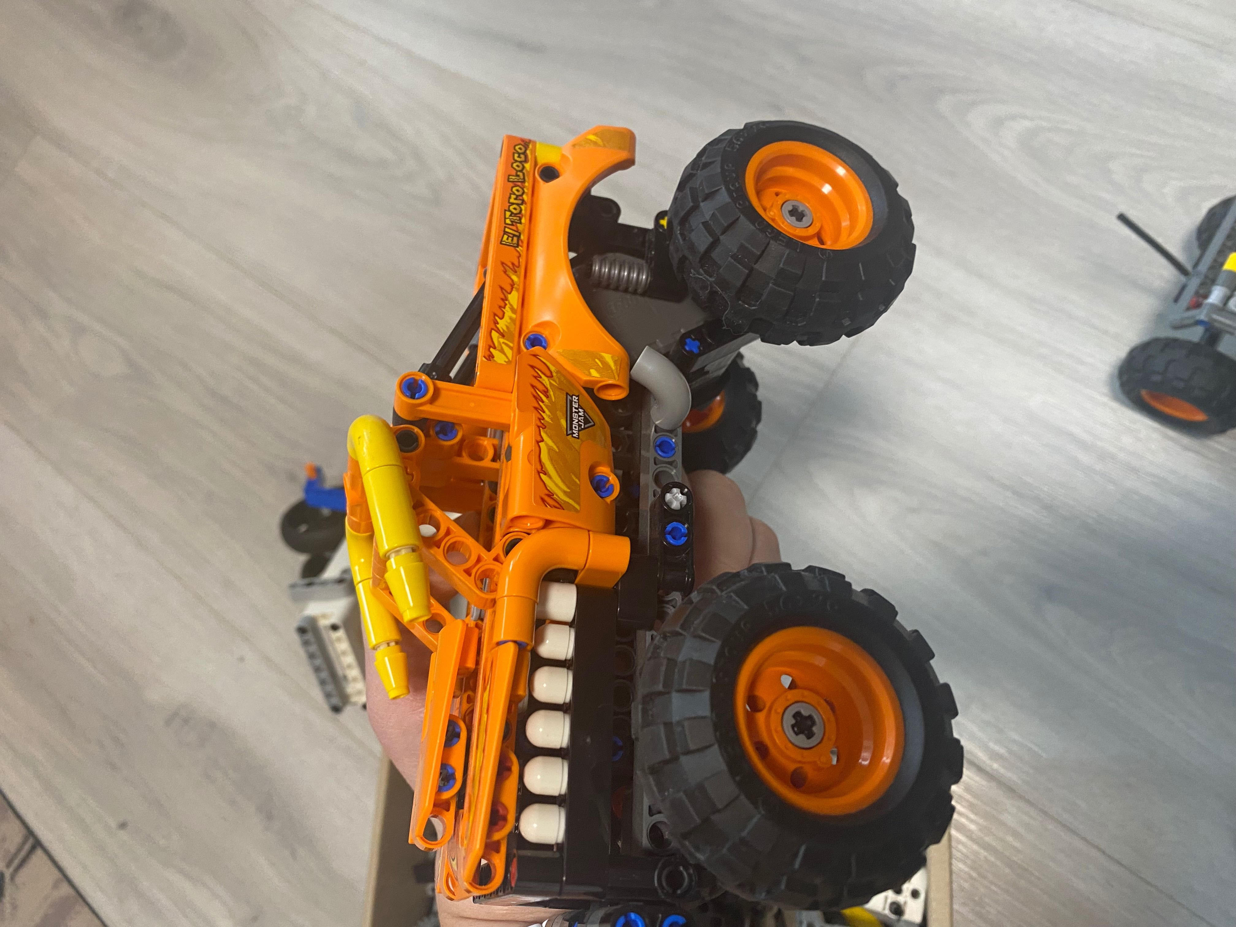 Дві машини лего технік lego