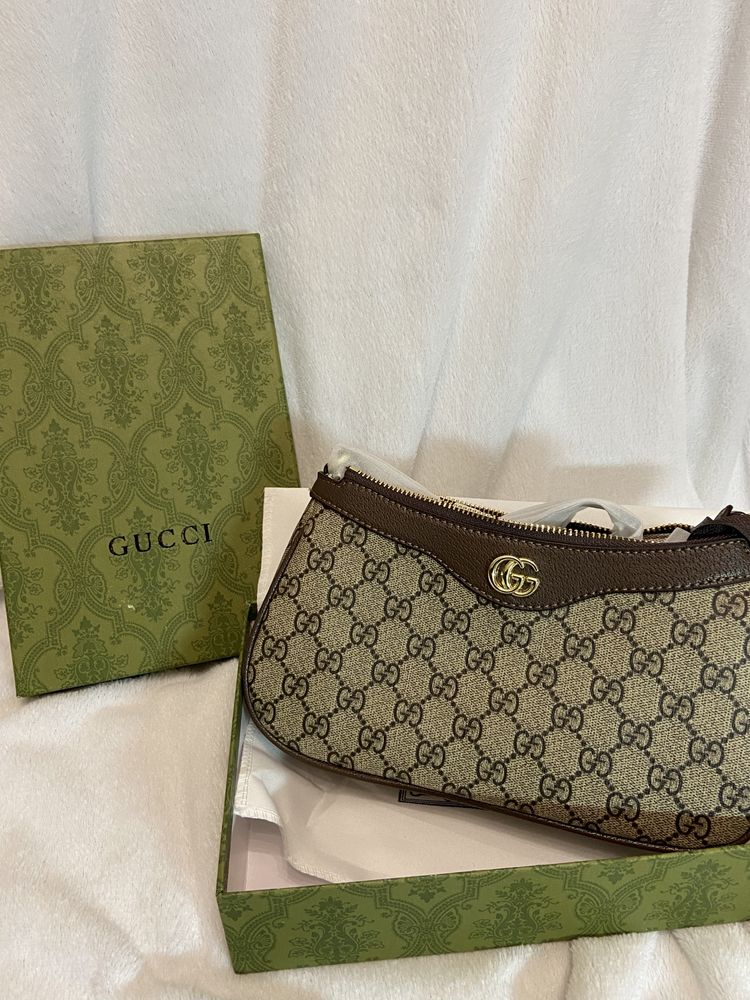 Жіноча сумка з натуральної шкіри Gucci Гуччі