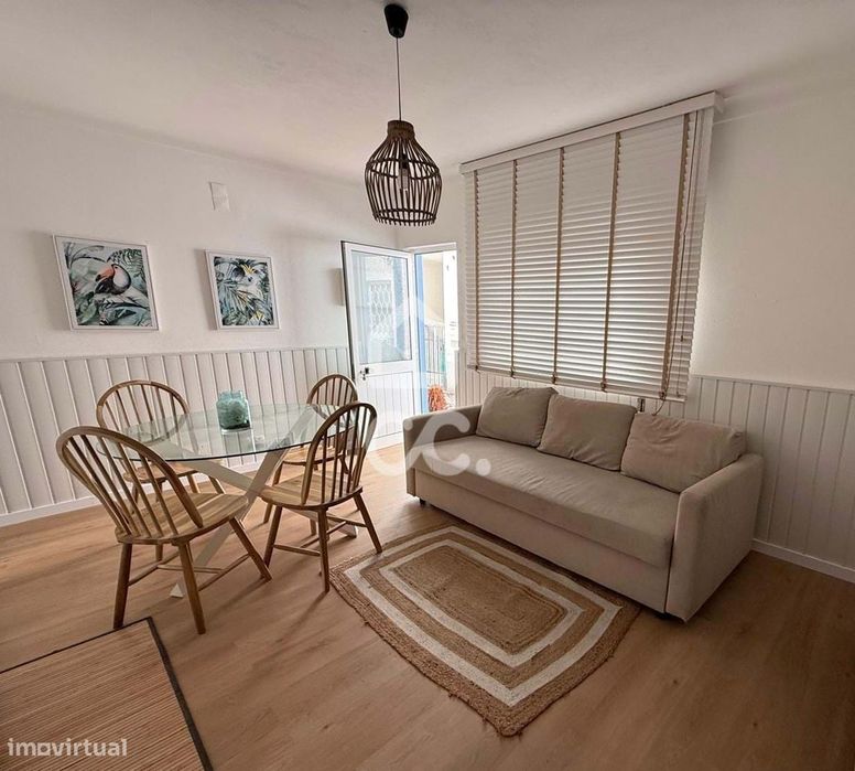 Apartamento na praia das paredes