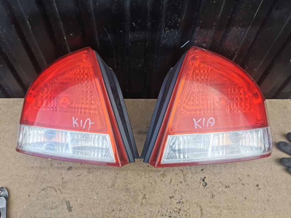 KIA CERATO LAMPY TYŁ TYLNE LEWA PRAWA WYSYŁKA
